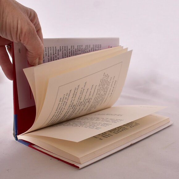 Who Moved My Cheese?: An Amazing Way to Deal with Change in Your Work - Picture 6 of 10